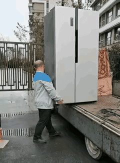挣钱，不容易