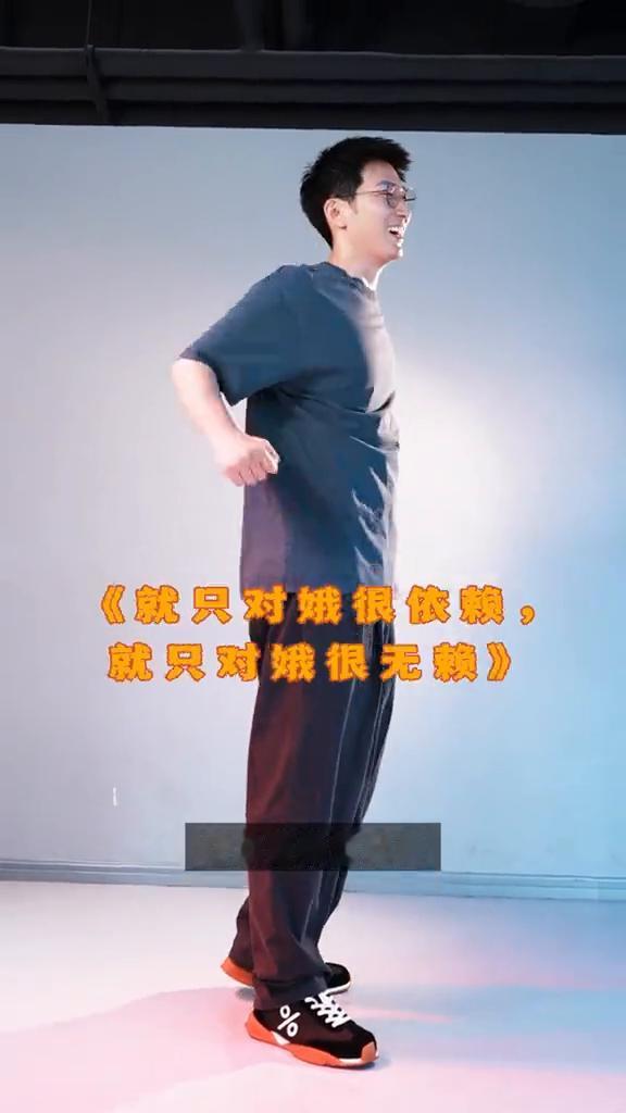碎碎兵。哈喽大家好，今天在这里给大家带来3万热度的福利。今天要展示的是一个《就
