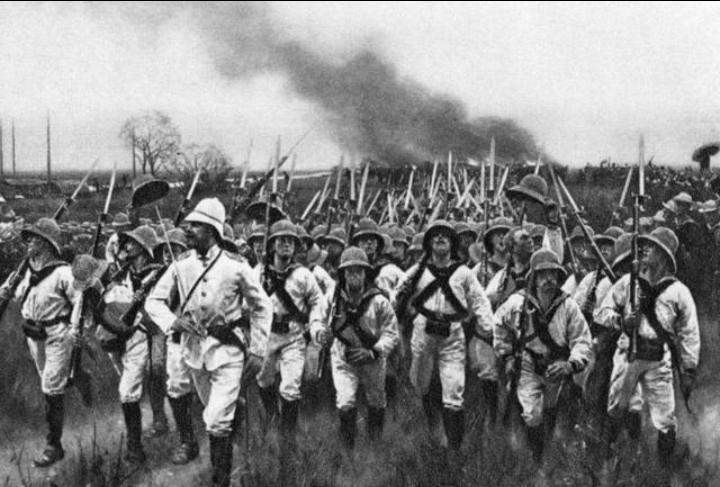 清朝到底有多误国！明朝时中国就有了枪炮，可清军入关后是极力阻碍科技发展，使得东方