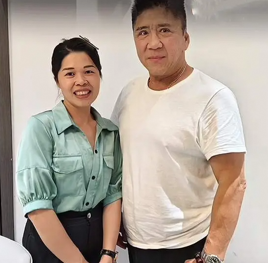 李元霸:从“成龙接班人”到销声匿迹如今现身广东