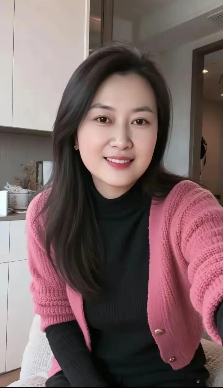 我是82年的，今年44岁。不知不觉，身边朋友越来越少，几乎都不联系我了，慢慢就