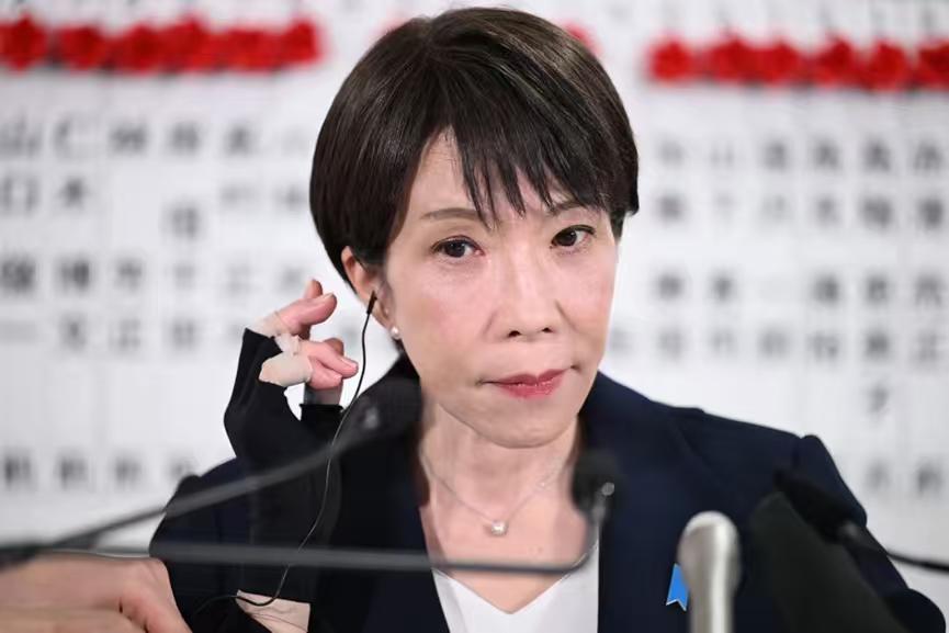 高市早苗要求俄罗斯归还“北方四岛”，很多人就说她是日本的“铁娘子”。实际上压根不