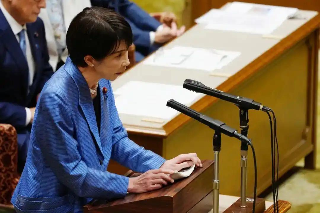 高市早苗已经彻底无计可施。在全球注目下，中国方面又一次亮出重招，一份公告直接摆到