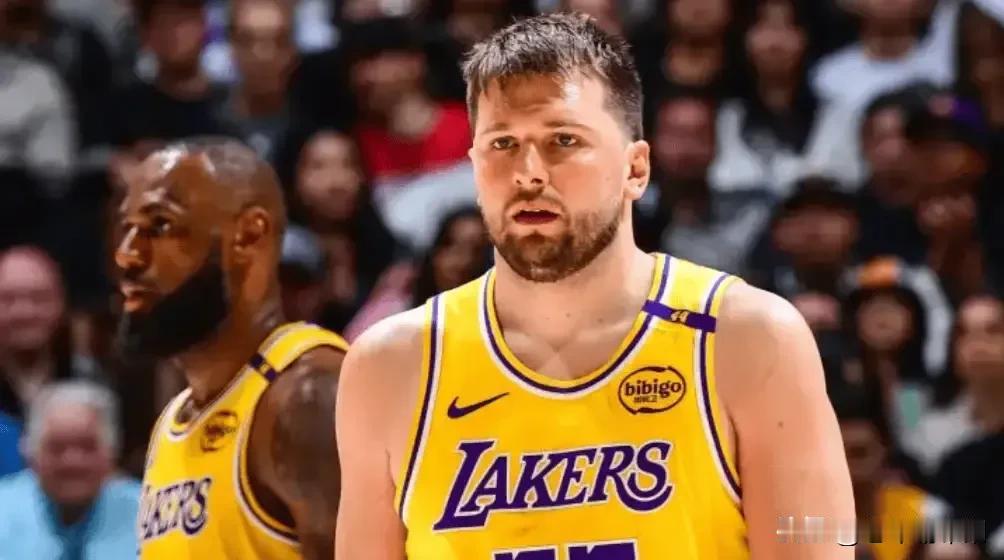 Windhorst：湖人在积极商讨交易，他们想得到一名侧翼球员据记者Bria