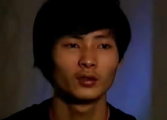 2003年安徽一男子上山挖笋失足坠亡，不料，10年后，他的亲生儿子不顾村里邻居的