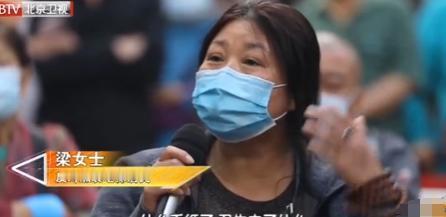 “这报应来的真快！”北京海淀，楼上的住户老是往下水道扔东西，住在一楼的女子厕所被