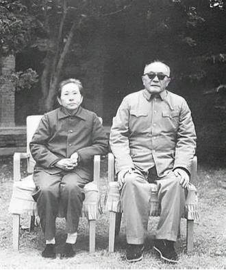 1952年，时任湖南省委书记、开国大将黄克诚，接到一通让他沉默良久的电话。电