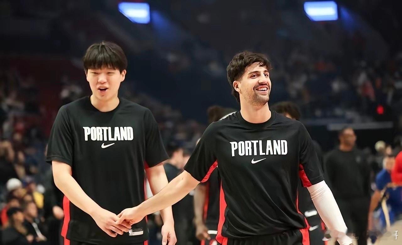 杨瀚森现在的处境，是阿夫迪亚一手造成的！休赛期，开拓者送走了年轻球员安芬尼西蒙斯