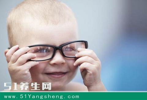 孩子有这4种表现, 说明是天生的学霸, 你家孩子有吗?