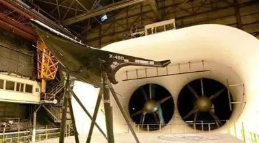 为什么西方国家高超音速导弹都不成功？因为路走窄了，看不起中国用风洞研究，结果高超