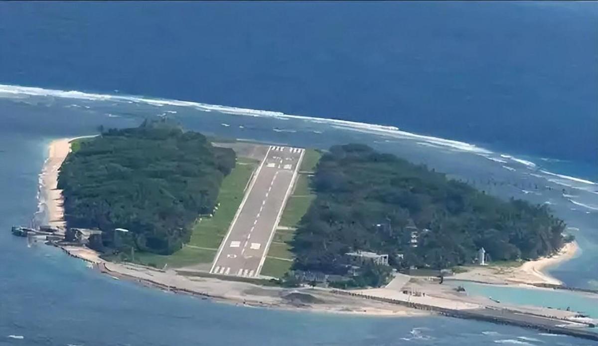 太得寸进尺了！越南在南海一口气填了29个岛礁，今年又新添8块，机场弹药库雷达站全