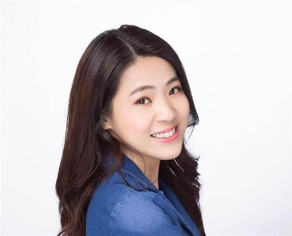 新竹县竹北市明明已经有国民党提名的吴旭智参选市长，可徐巧芯、罗智强、叶元之、台