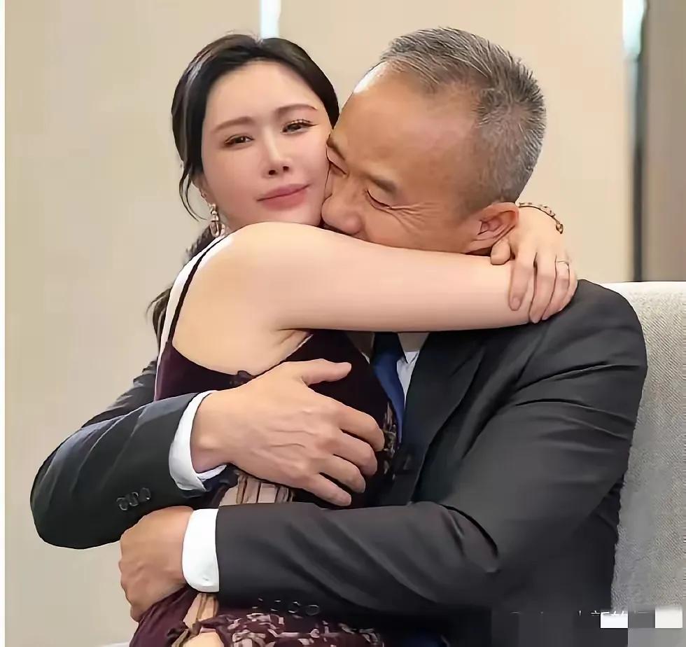 老王啊老王你的心思是一树梨花压海棠图片中就能看到老王真的很爱田朴珺可