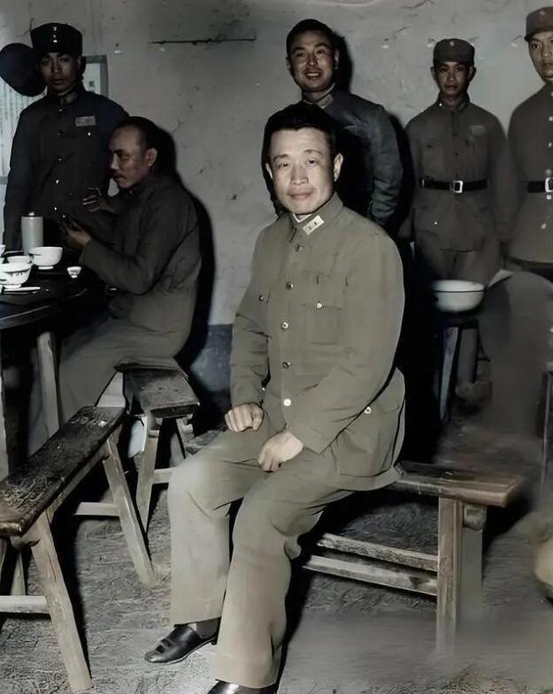1981年，杜聿明重病，郭汝瑰前去探望：“你明知我是共产党，为什么不揭发我呢？”