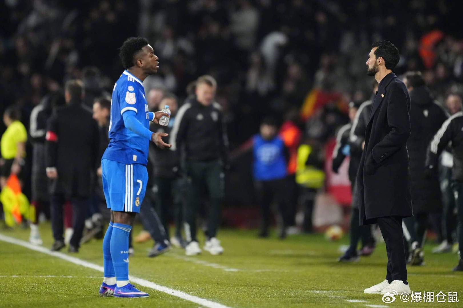 【直接备战下赛季】科贝电台：皇马预计不会在冬窗进行引援，他们已经将目光放到了夏窗