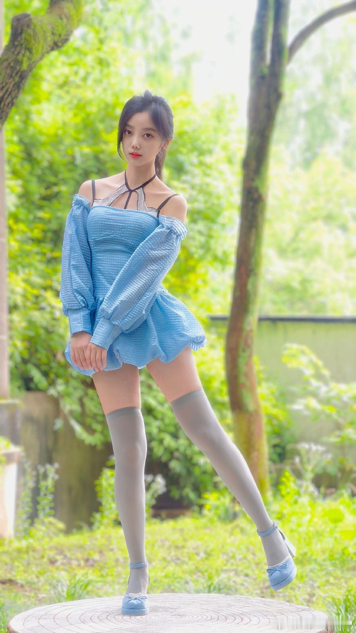街拍美女
