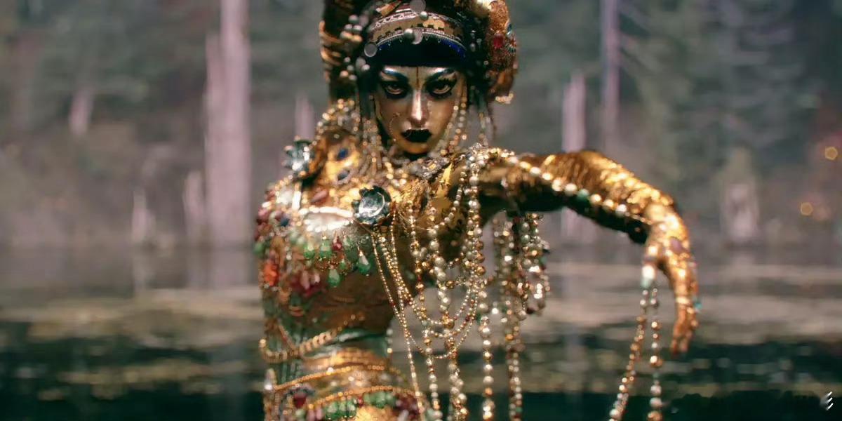 Lisa这次cos的有点意思Lisa万圣节cos​​​