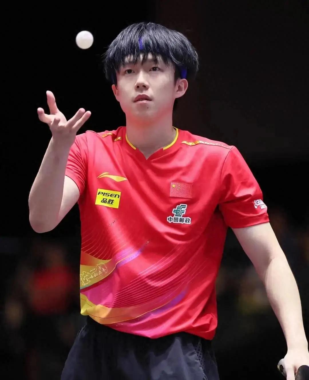 情况不妙，澳门世界杯王楚钦恐怕又要遭爆冷，因为这次的比赛用球还是无缝球，这种