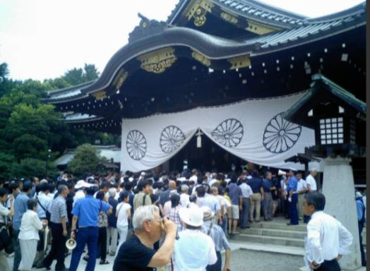 美国人问中国人：“你们最想和谁打一仗，来证明自己的军事实力？”很多美国人以为是美