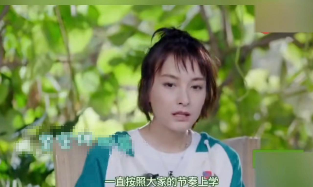 吴昕坦言从没想过当主持人，说:“我就是一个从小一直按照大家的节奏上学，九年义务教
