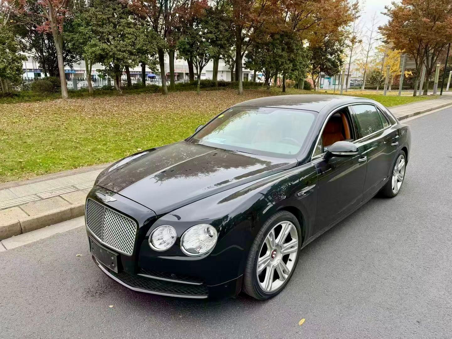 预算70来万，选迈巴赫S级还是选宾利，如果这么问，说明不够喜欢宾利，具体看使用场