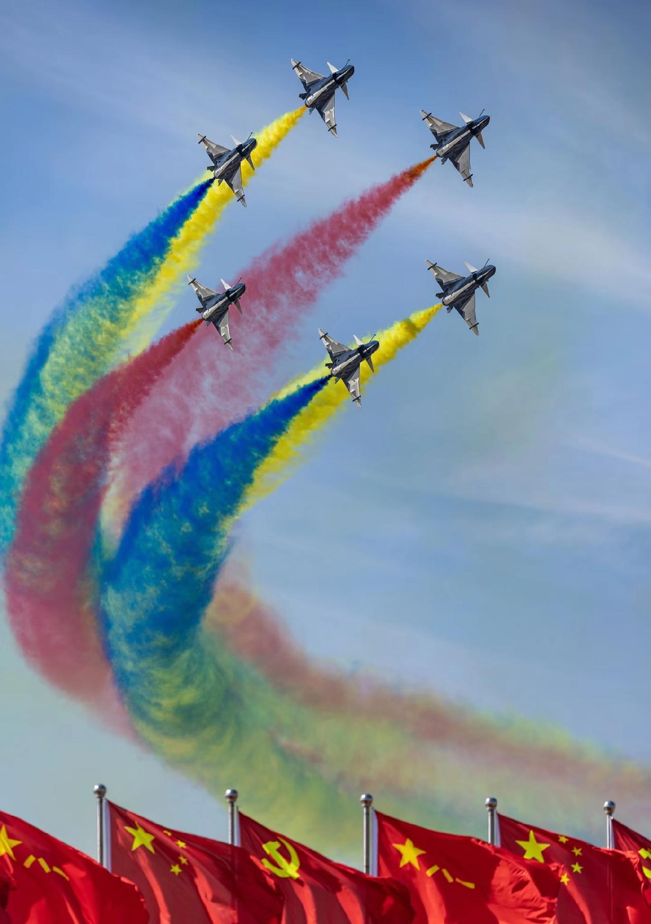 7国大兵堵家门口，解放军赴美谈判硬气立规！美军为啥只能认？“7国联军压境逼