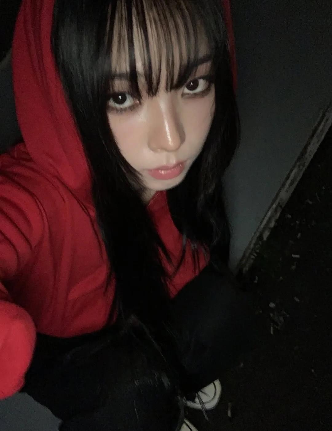 柳智敏更新RunStarCrushteamconverse@conve
