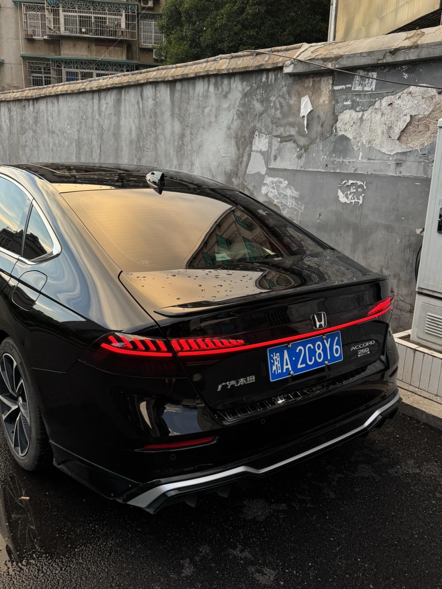 这大概就是黑色的意义。