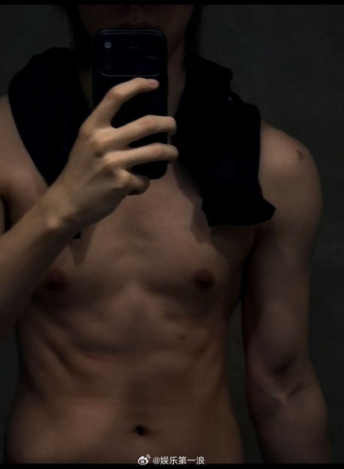 马柏全腹肌马柏全晒腹肌老师