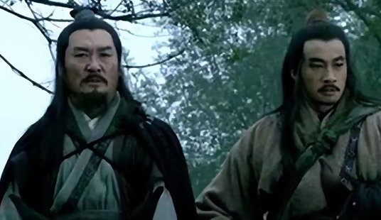 范增坚持要杀刘邦，真的是因为他有超强的预见力吗？答案是：确实如此！范增与其他