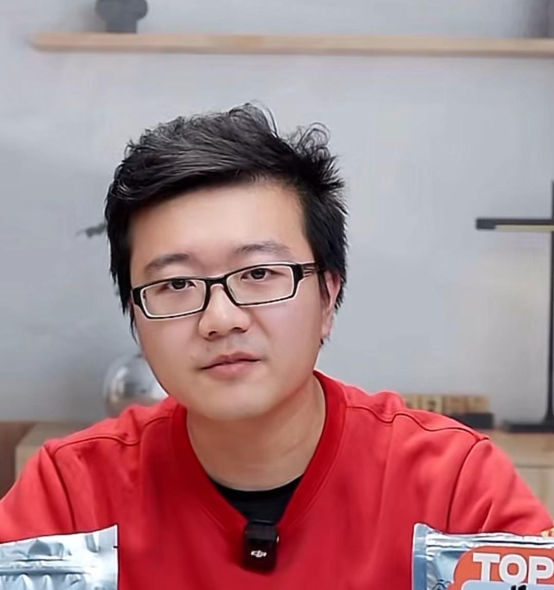 莱维这话太毒舌了，于子洋跟邱贻可根本没有可比性，蒯曼赢球，很多人把功劳推