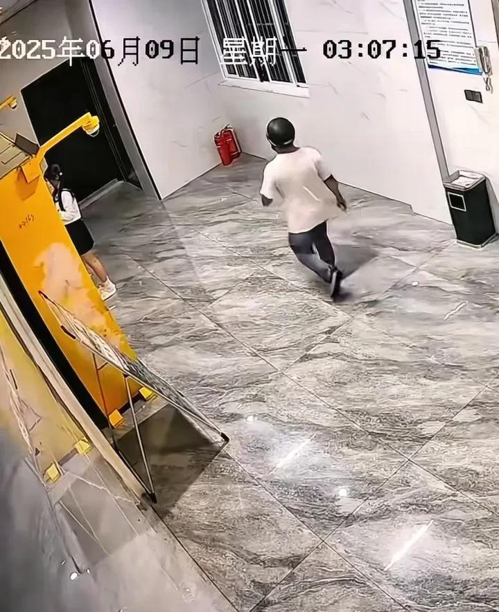 重庆九龙坡女孩被29岁男子拉拽，6月9日两起猥亵事件！这并非个例，令人震