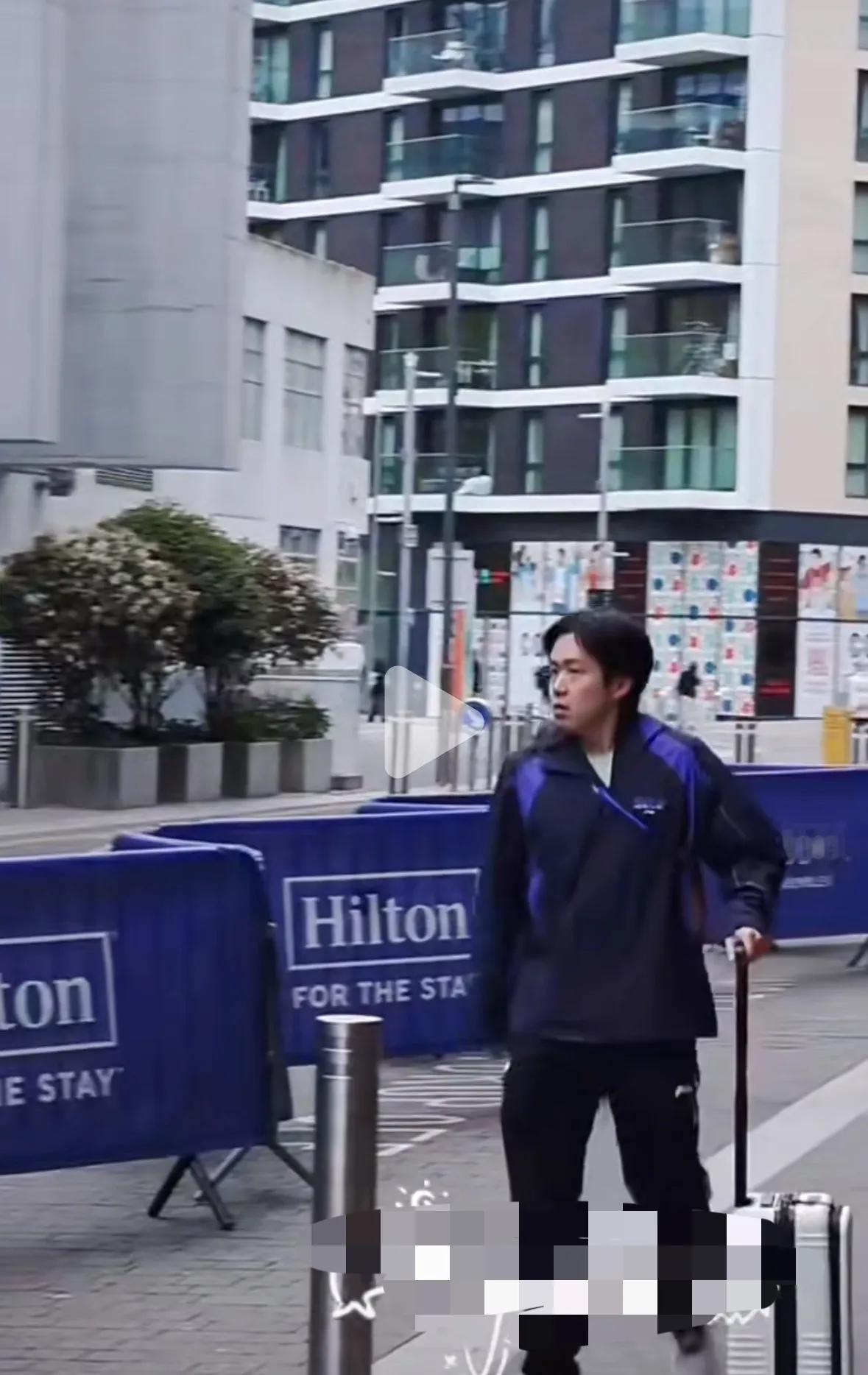 4月28日北京时间凌晨国乒团队到达伦敦，稍作休息下午5点开始第一场训练，伦敦天气