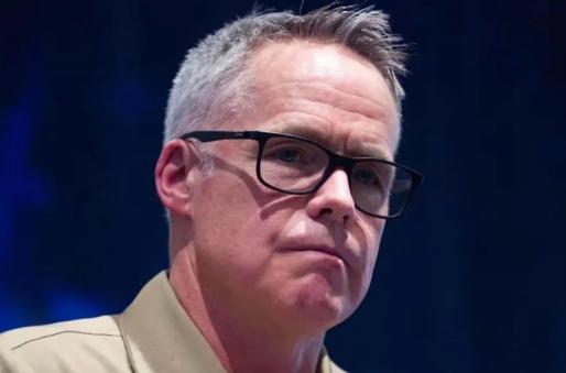 美伊战争第四天，没想到美国海军情报局局长却对中国说了这样一番话！美媒彭博社3月3