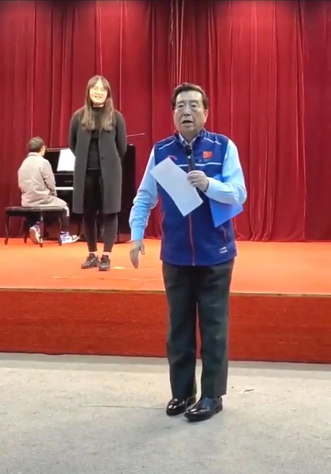 86岁李双江老当益壮，风采依旧。李双江，国内知名的歌唱家。他的高音通透而富有