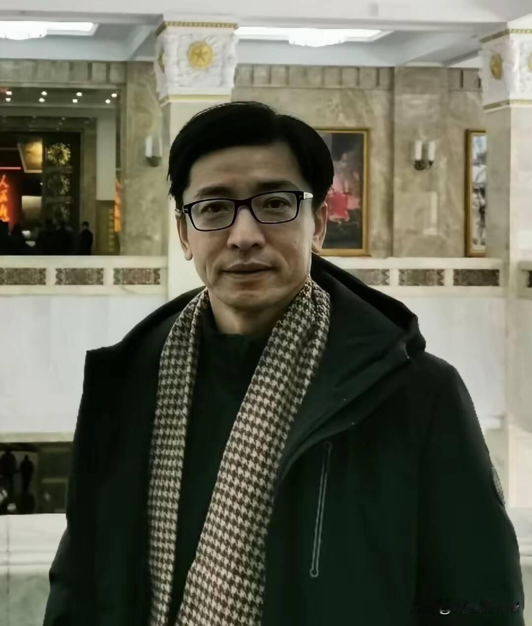 演员王鑫主动投案自首看了这个新闻，我着实震惊了要知道王鑫不只是一名演员，还是