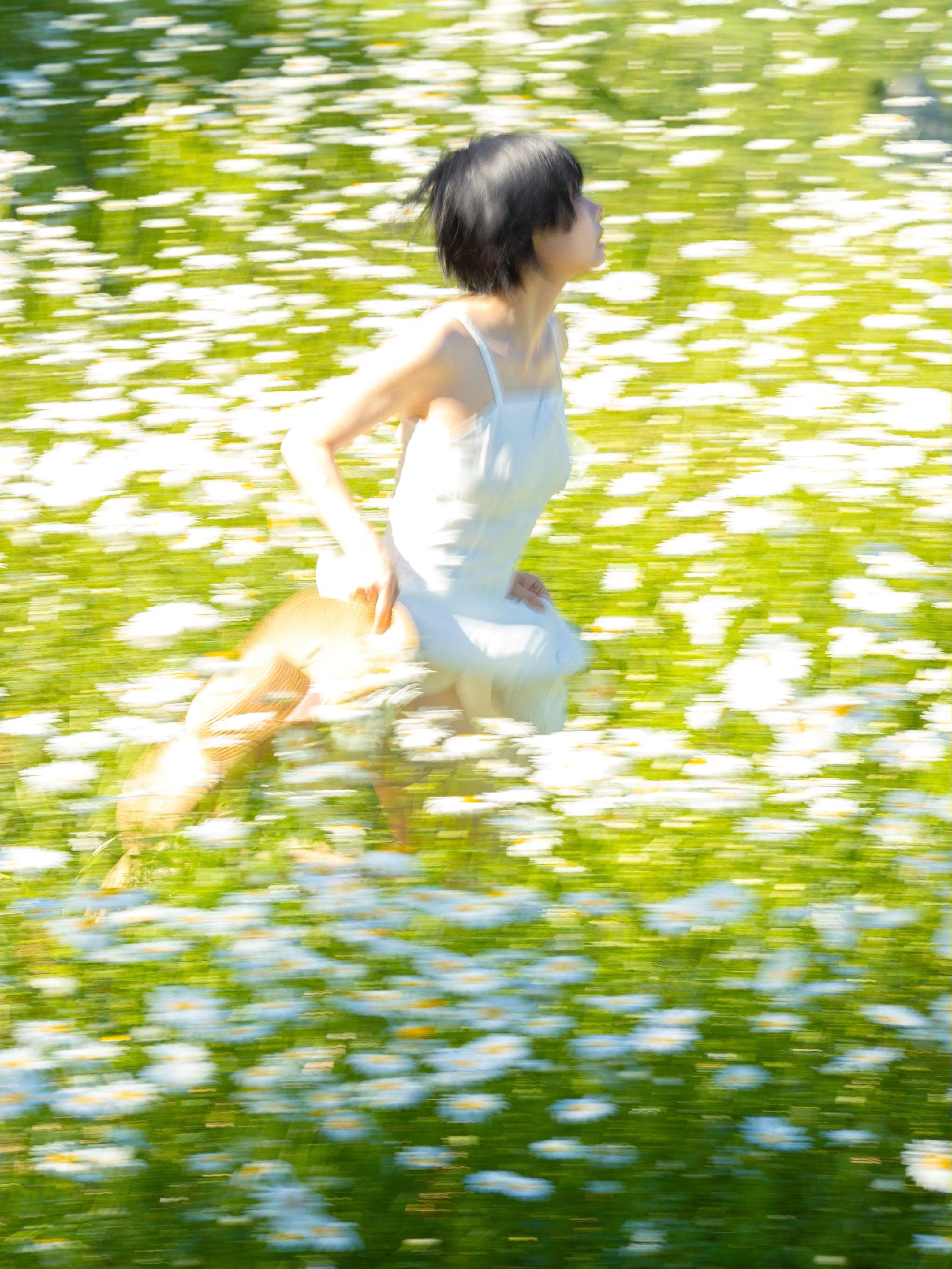 一头扎进夏天。    🌸