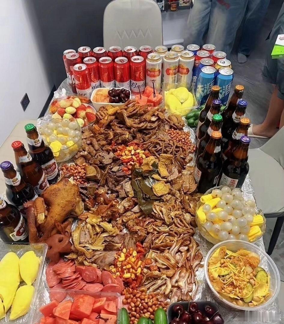 假如两家同时请你吃饭，你会去哪家
