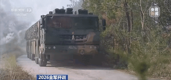 当东风17超音速战术导弹被作为一种常规兵器在央视多次无打码曝光时，就意味着，该型