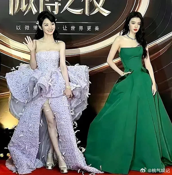 不觉得谁被谁艳压啊，两个女明星都很漂亮