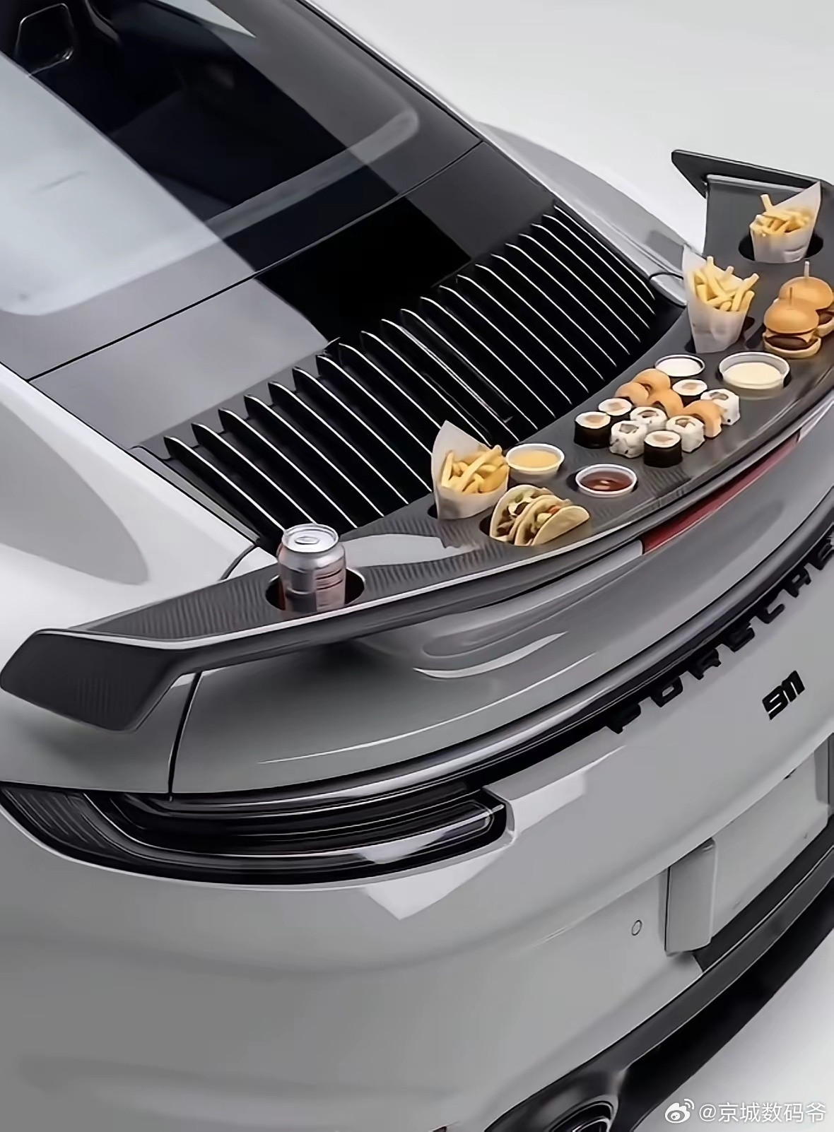 这设计绝了实用性和颜值都不输！