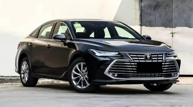 家用商务兼顾亚洲龙星耀版、雅阁、凯美瑞对比解析，选谁更对亚洲龙星耀版主要是在之