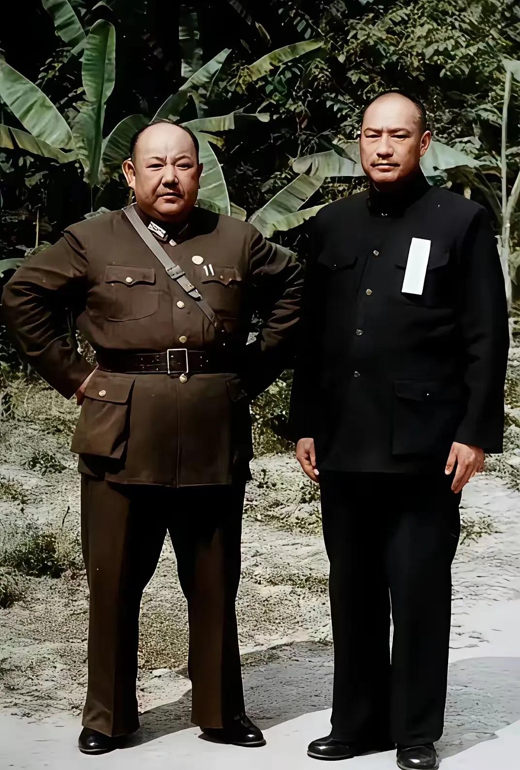 这是1943年，当年40岁马步芳与51岁的马鸿逵在重庆的合影。两