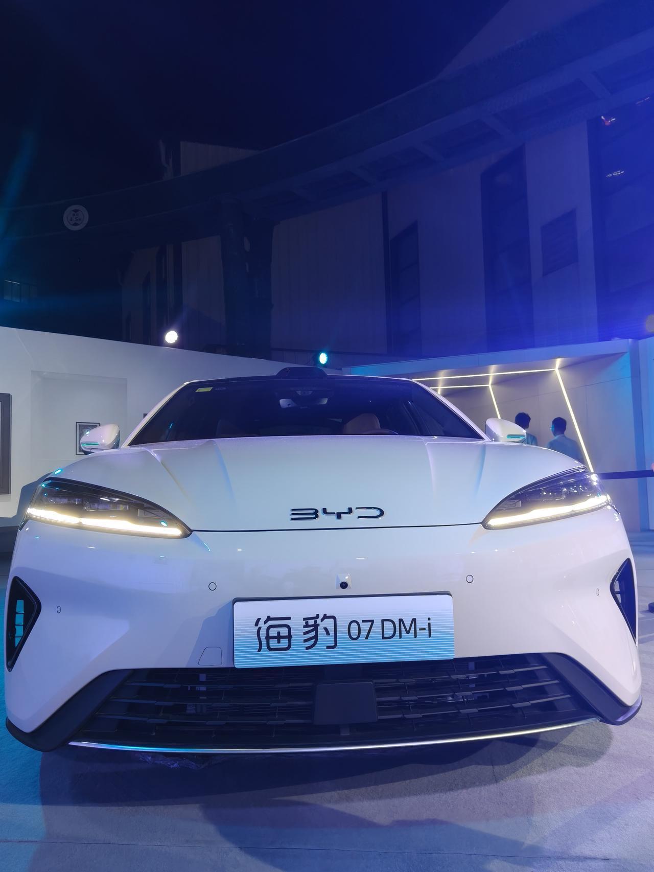 2026款海豹07Dm-i的价格来了，此次提供四个版本，总体配置都还是挺不错，