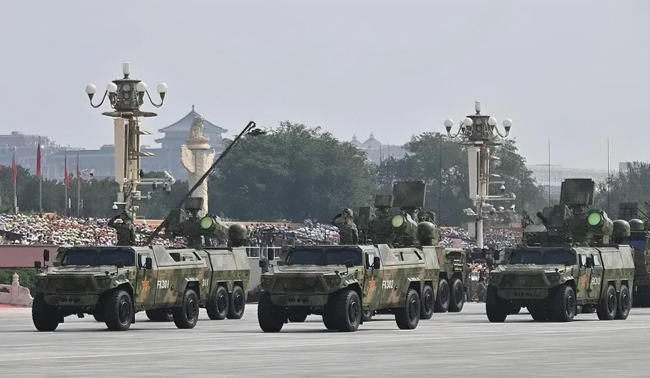 飓风-3000亮剑：中国微波反无人机，3000米内无蜂群可逃！中国兵器工业