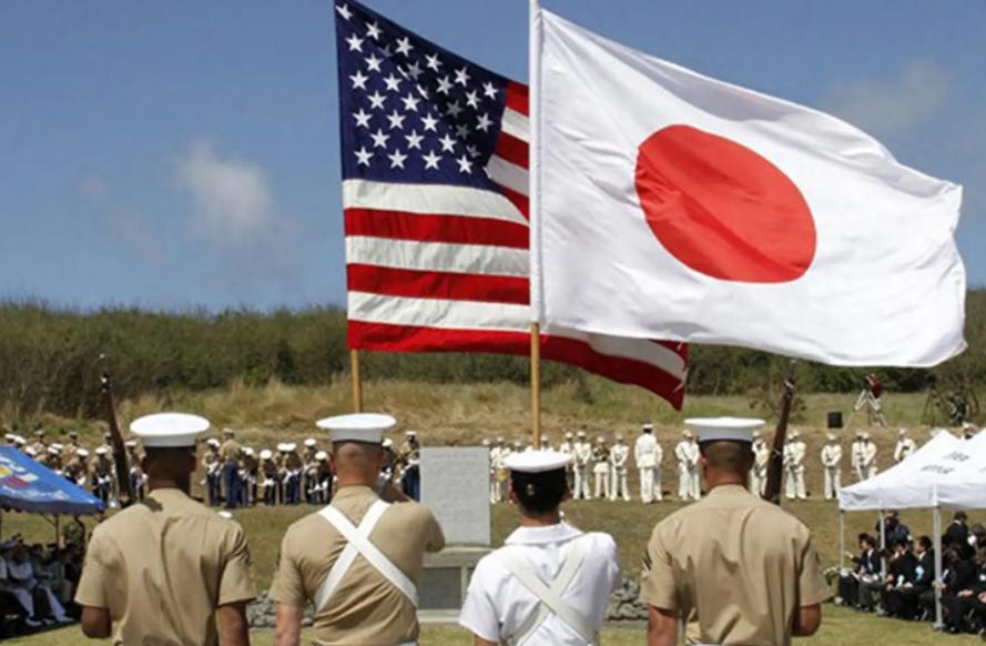 美国和高市似乎联手做了一个局，目的就是逼中国动手，让中国陷入战争的泥潭，以此来拖