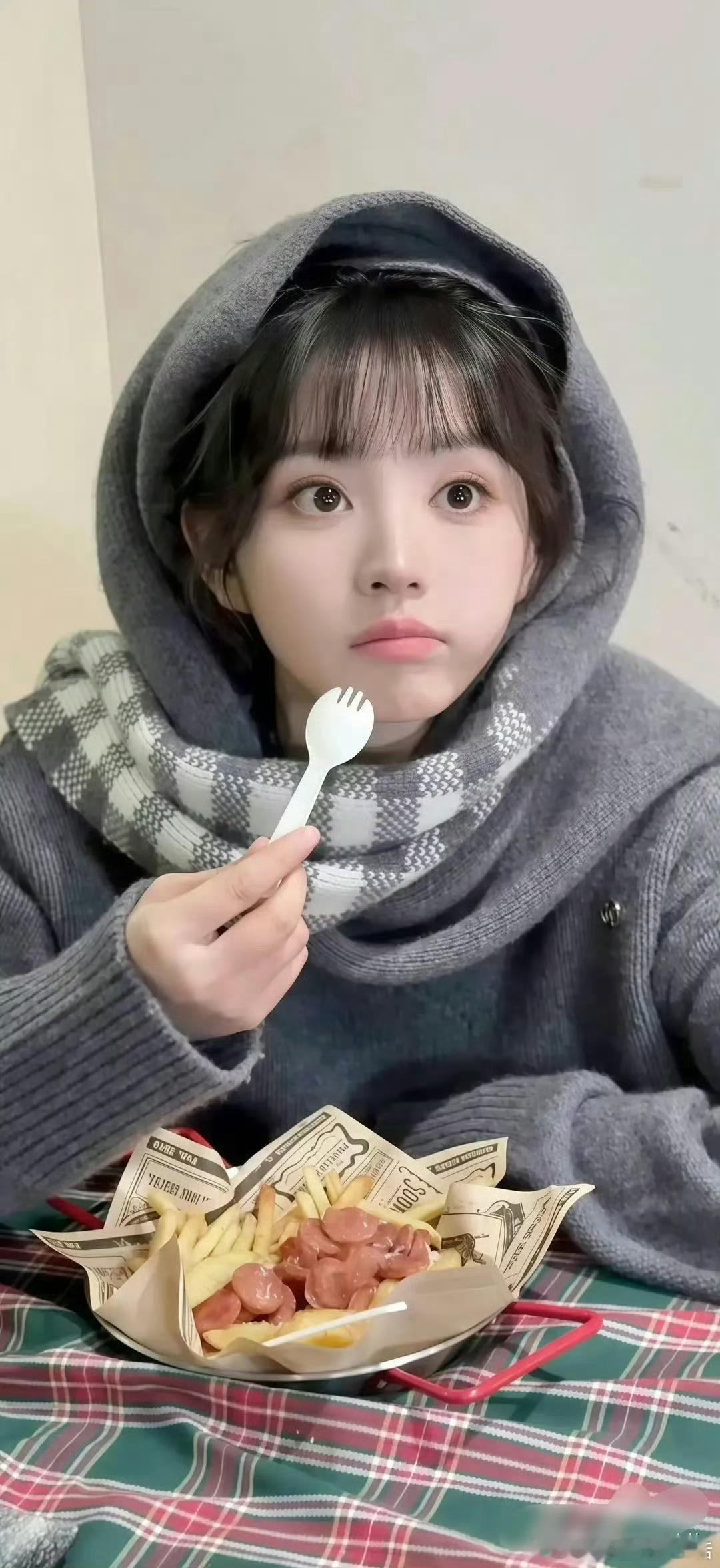 田曦薇基因彩票谁懂什么叫老天爷赏饭吃！田曦薇妥妥顶级基因彩票得主取爸妈颜值全部