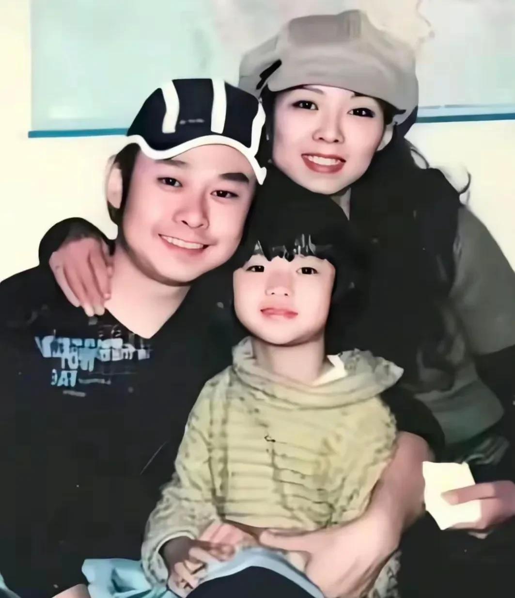 都在说刀郎海口演唱会，刀嫂一定会出现。因为海口是刀郎和刀嫂，认识和缘起的地