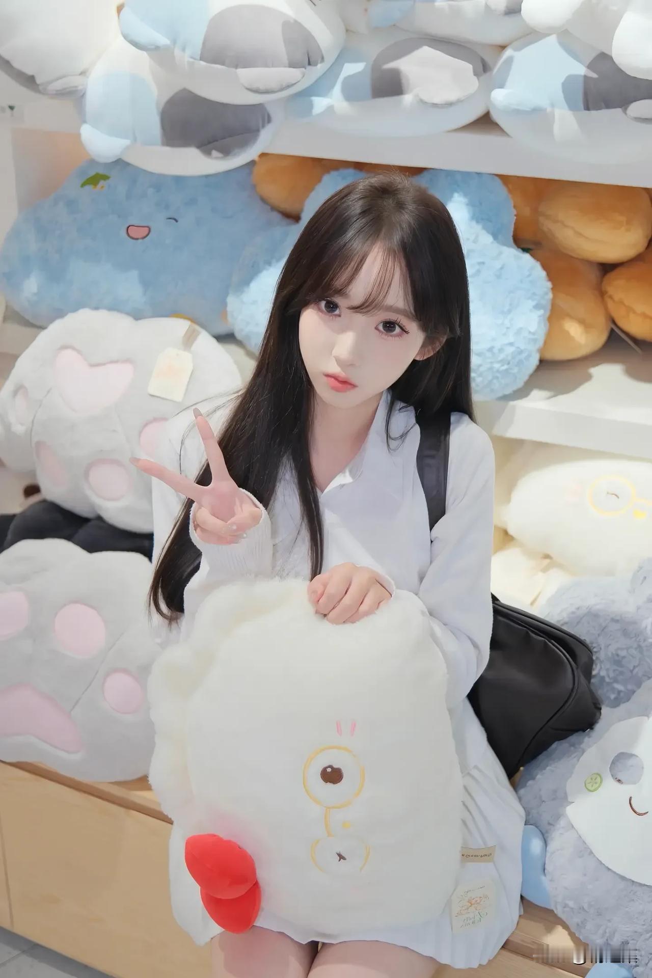 元气少女与毛绒玩具的梦幻约会🧸💕