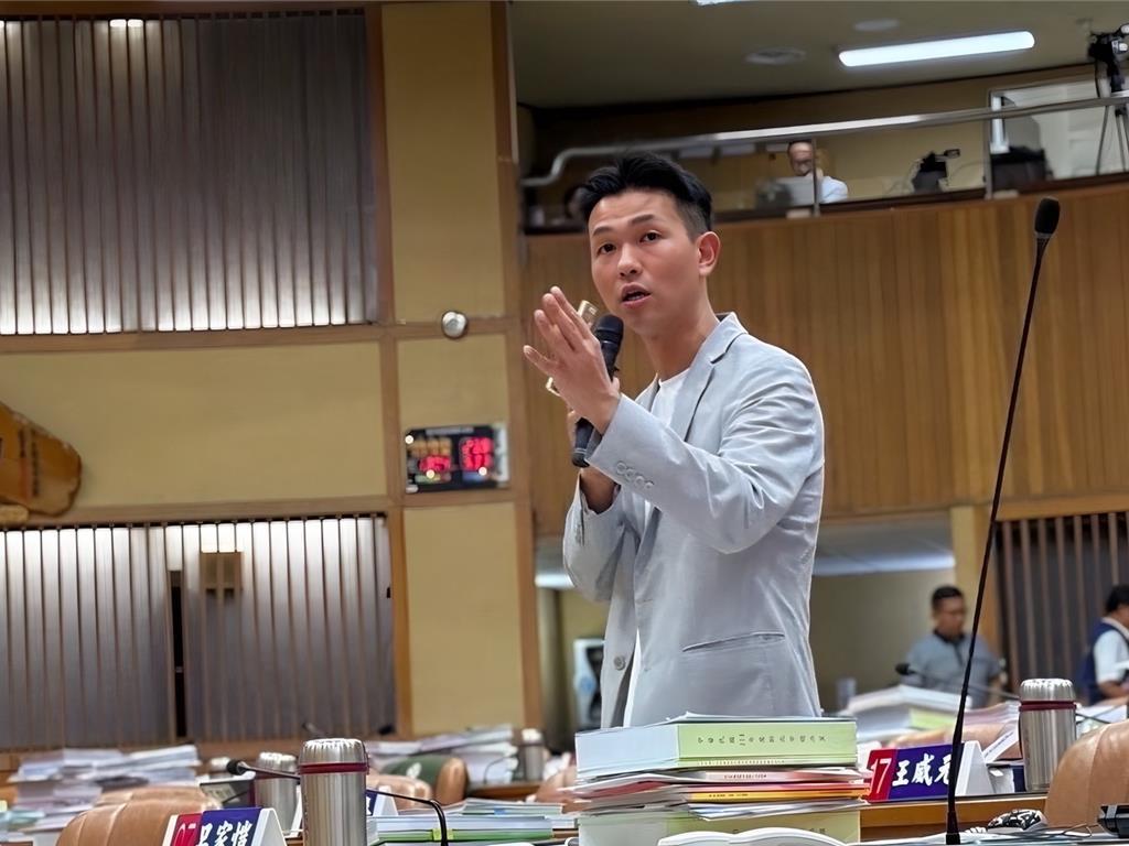 苏巧慧喊检视10年成绩新北议员列“3件事”反击：党意凌驾民意民进党新北市长参